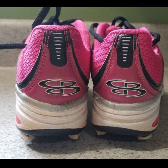SZ 3.5 Boombah Cleats - Picture 3 of 5